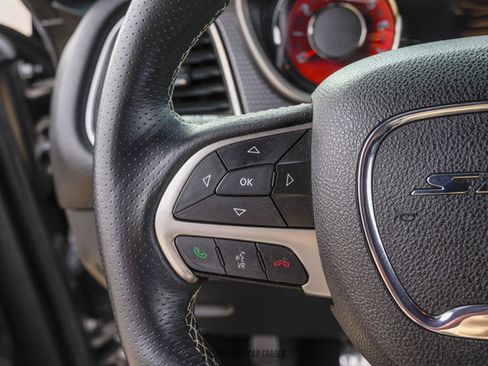 Used 2016 Dodge Challenger SRT Hellcat image 33
