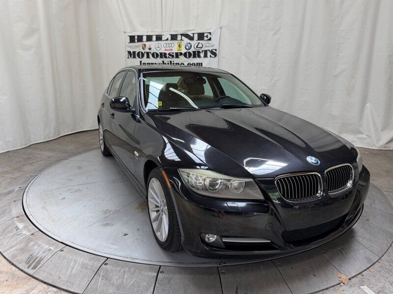 Used 2011 BMW 335i xDrive Sedan AWD/4WD image 9