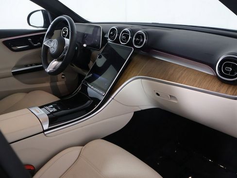 Used 2023 Mercedes-Benz C 300 4MATIC Sedan image 28