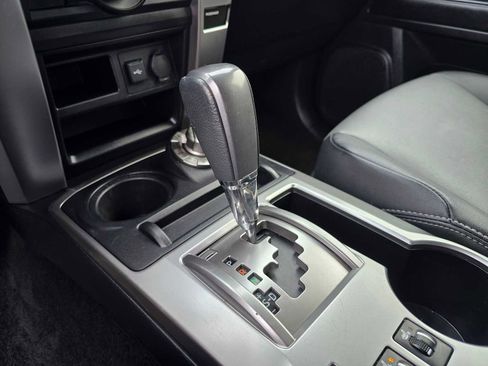 Used 2024 Toyota 4Runner SR5 Premium image 40