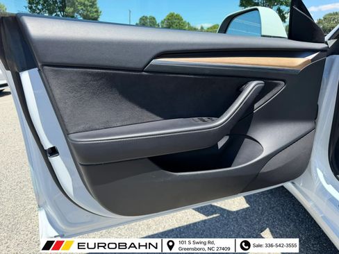 Used 2023 Tesla Model 3 Standard Range RWD image 8