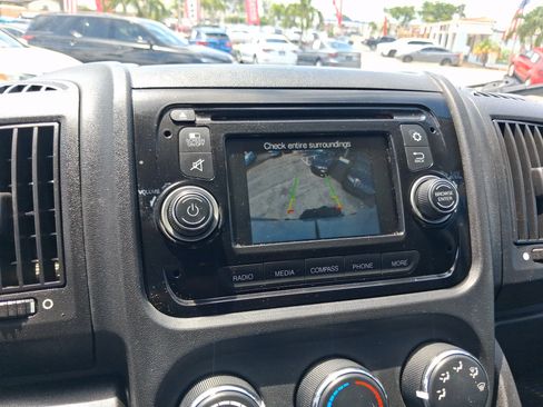 Used 2017 RAM ProMaster 2500 FWD image 18