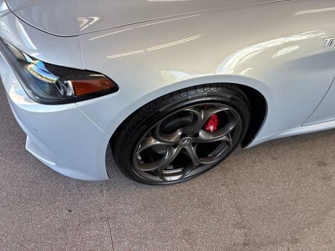 Used 2024 Alfa Romeo Giulia Ti w/ Performance Driving Package RWD image 4