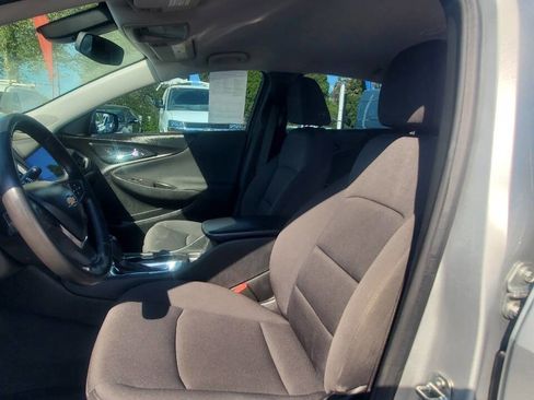 Used 2020 Chevrolet Malibu RS image 11