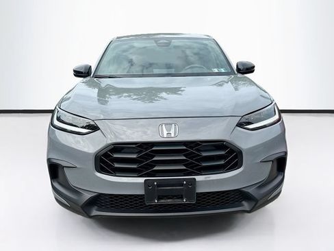 Used 2024 Honda HR-V Sport image 2