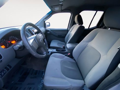 Used 2012 Nissan Xterra S image 23