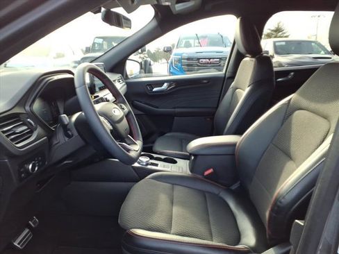 Used 2024 Ford Escape ST-Line w/ Equipment Group 301A image 24