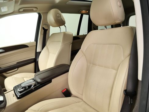 Used 2017 Mercedes-Benz GLS 450 4MATIC image 15