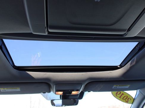 Used 2019 Honda Odyssey Elite image 30