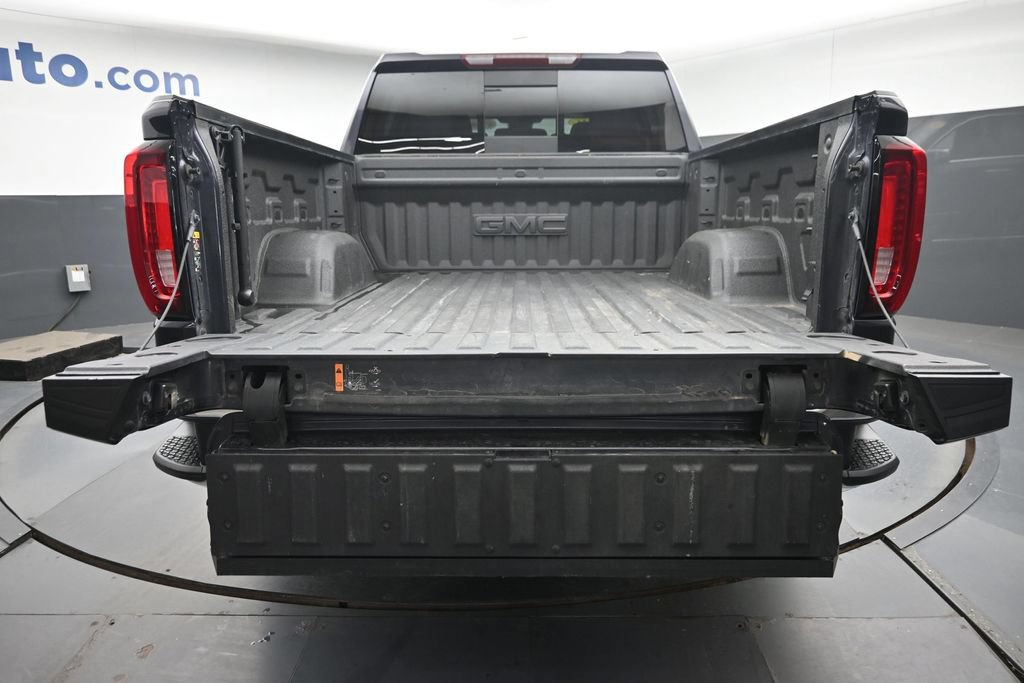 Used 2025 GMC Sierra 1500 SLT w/ SLT Premium Plus Package AWD/4WD image 11