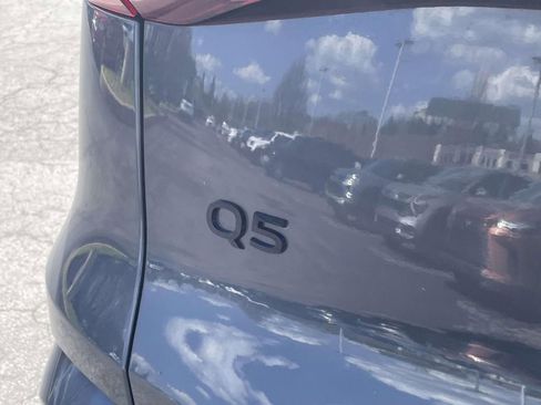 Used 2025 Audi Q5 Premium image 15