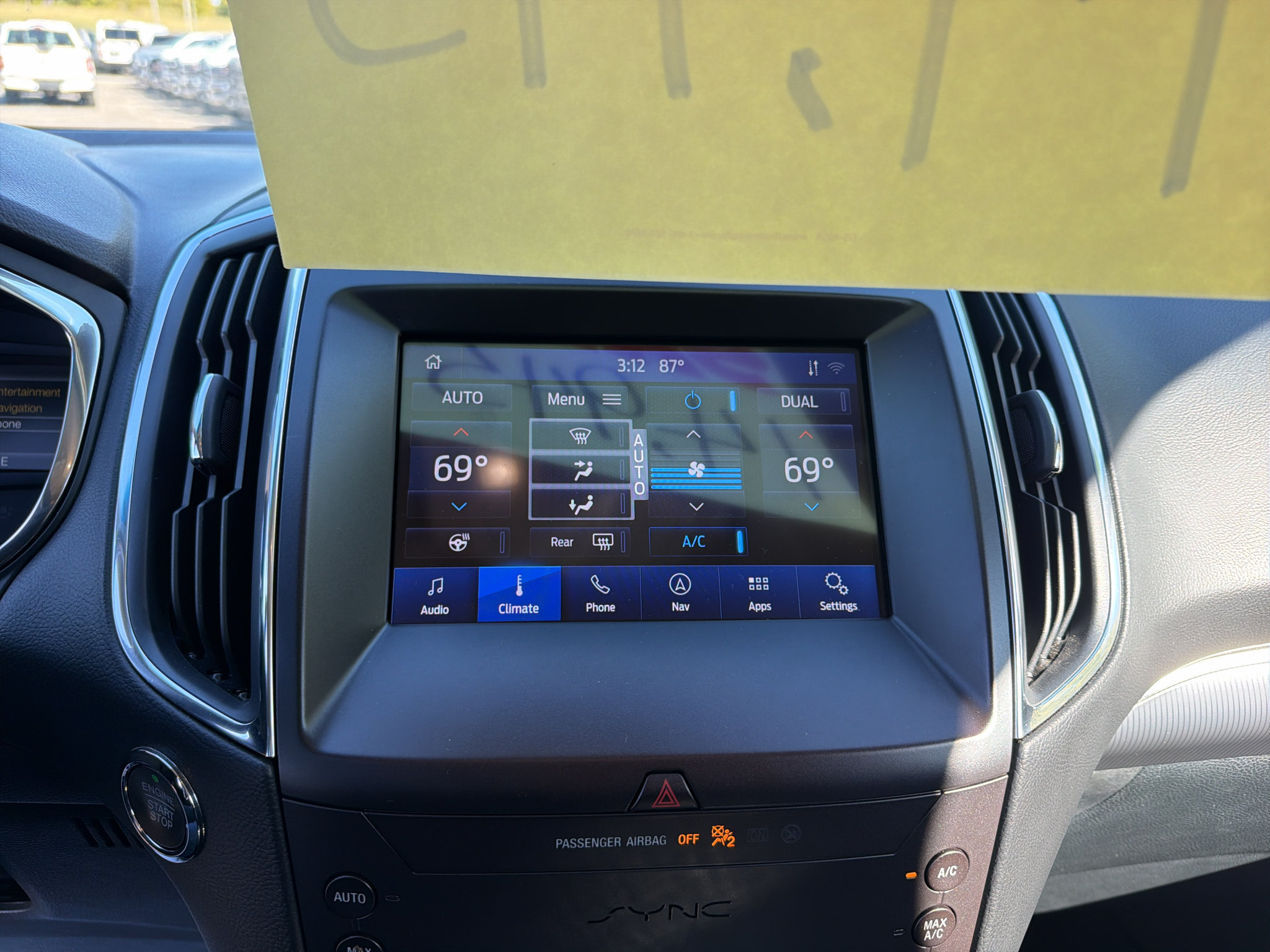 Used 2020 Ford Edge Titanium FWD image 15