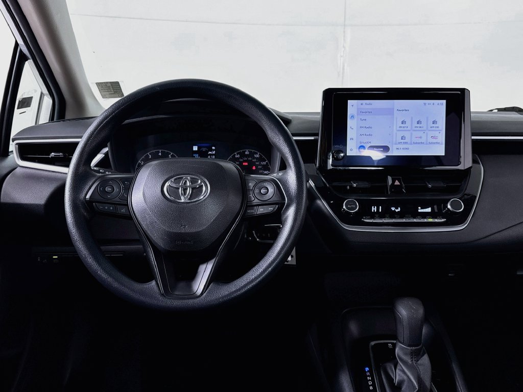 Used 2024 Toyota Corolla LE FWD image 11