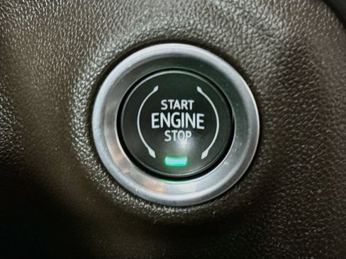 Used 2019 Chevrolet Silverado 1500 LTZ RWD image 18