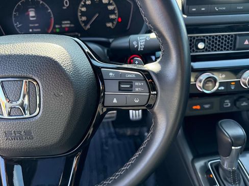 Used 2023 Honda Civic Sport image 28