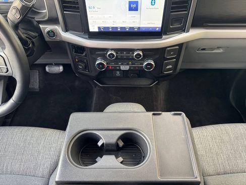 Used 2022 Ford F150 XLT w/ Equipment Group 302A High image 11