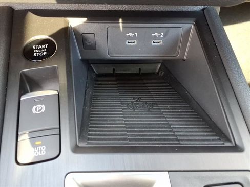 New 2026 Nissan Kicks SV w/ SV Premium Package image 13