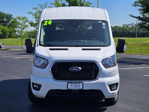 Used 2024 Ford Transit 350 XLT RWD image 2