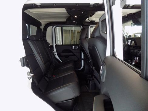 New 2026 Jeep Gladiator Sport image 24