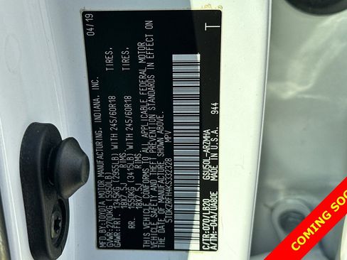 Used 2019 Toyota Highlander XLE image 31