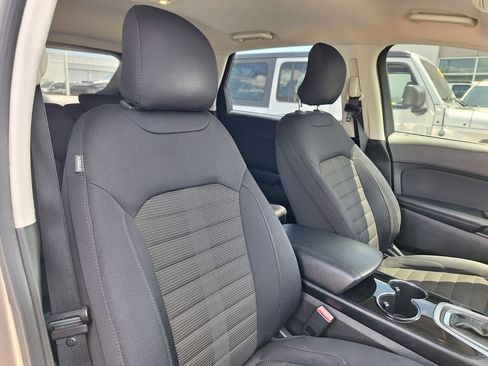 Used 2018 Ford Edge SEL w/ Class II Trailer Tow Package image 30