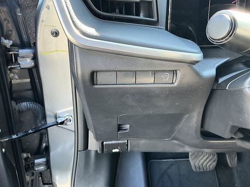 Certified 2025 Nissan Kicks S FWD image 13