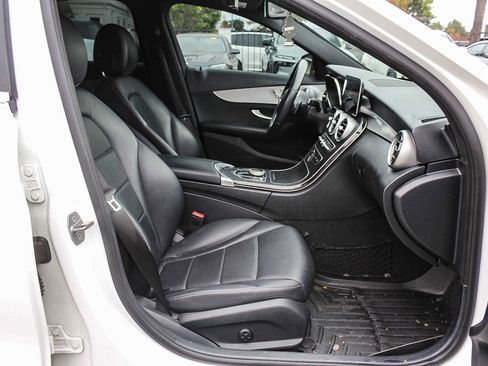 Used 2021 Mercedes-Benz C 300 Sedan image 16