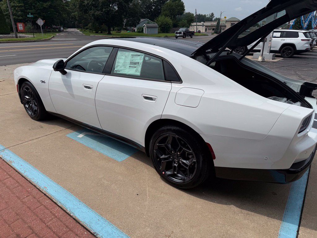 New 2027 Dodge Charger R/T AWD/4WD image 7