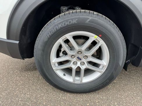 New 2026 Ford Explorer Active AWD/4WD image 3