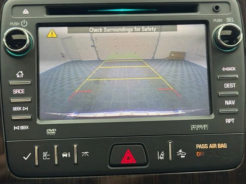 Used 2015 Chevrolet Traverse LTZ AWD/4WD image 4