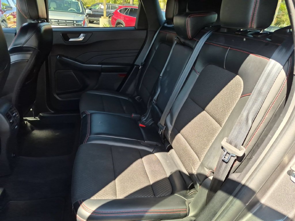 Used 2025 Ford Escape ST-Line AWD/4WD image 28
