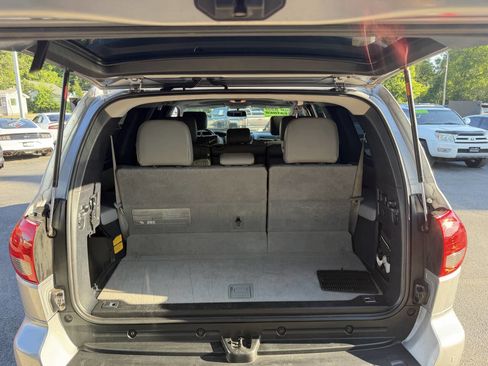 Used 2016 Toyota Sequoia SR5 w/ Premium Package RWD image 13