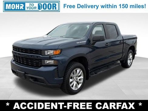 Used 2020 Chevrolet Silverado 1500 Custom w/ Custom Convenience Package AWD/4WD image 1