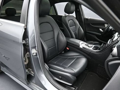 Used 2017 Mercedes-Benz C 300 4MATIC Sedan image 31