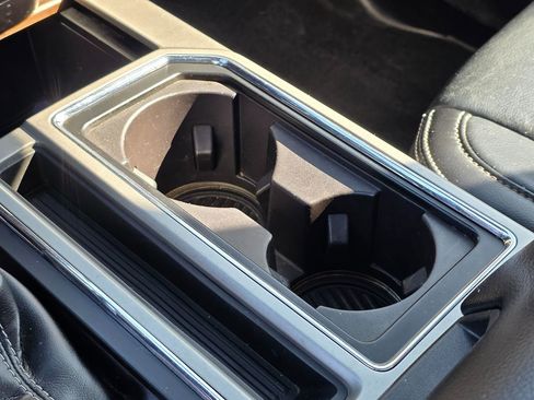 Used 2019 Ford F150 Lariat image 45