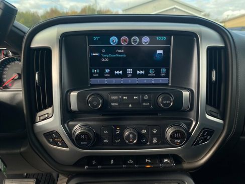 Used 2018 GMC Sierra 1500 SLT w/ Enhanced Driver Alert Package image 37