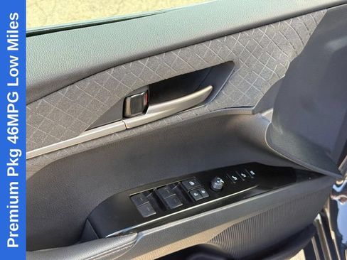 Used 2026 Toyota Camry XLE w/ Premium Package FWD image 18