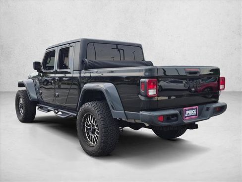 Used 2023 Jeep Gladiator Sport AWD/4WD image 7