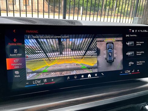 Used 2024 BMW X5 sDrive40i w/ Premium Package image 26