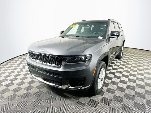 Certified 2025 Jeep Grand Cherokee L Laredo image 5