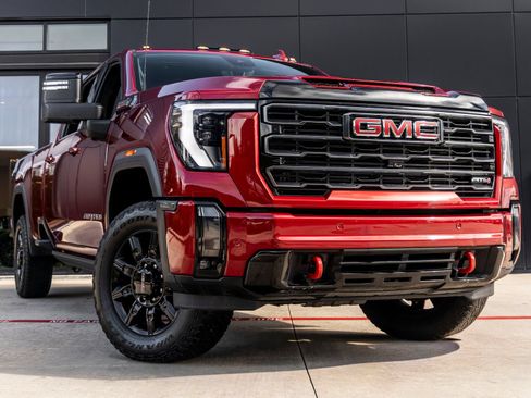 Used 2024 GMC Sierra 2500 AT4 w/ AT4 Premium Plus Package AWD/4WD image 2