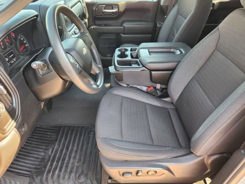 Used 2024 Chevrolet Silverado 1500 Custom w/ Turbomax Blackout Package RWD image 13