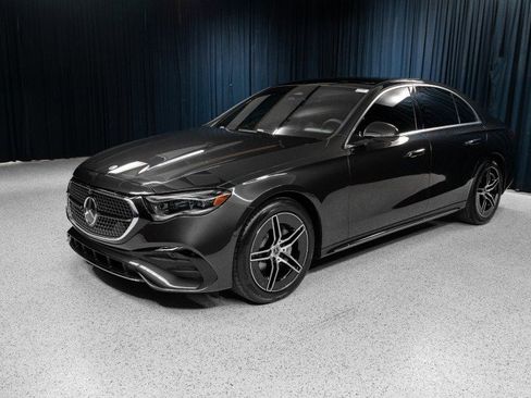 New 2026 Mercedes-Benz E 350 4MATIC Sedan image 1