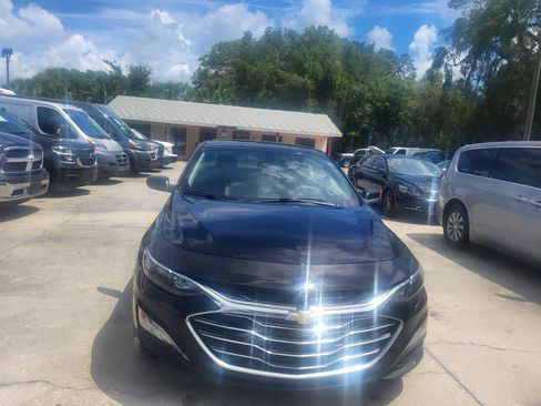 Used 2020 Chevrolet Malibu LT FWD image 3