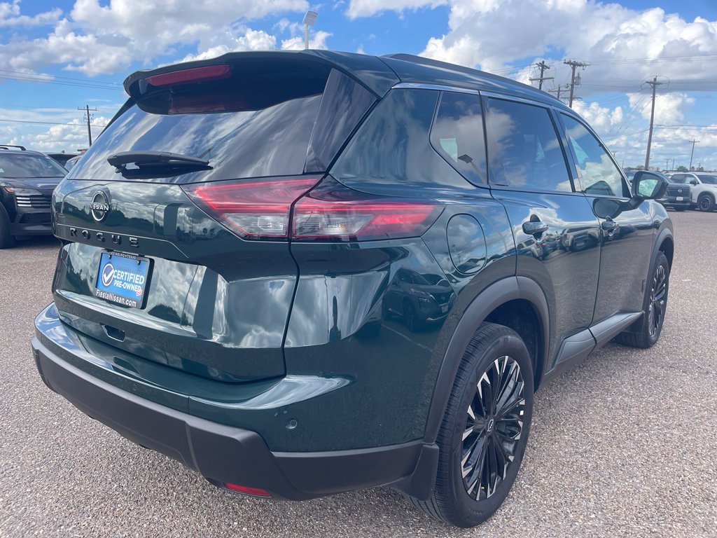 Used 2026 Nissan Rogue Dark Armor FWD image 3