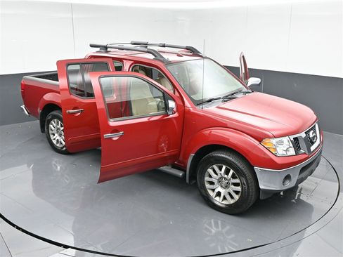 Used 2012 Nissan Frontier SL image 36