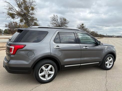 Used 2018 Ford Explorer XLT w/ Equipment Group 201A image 43