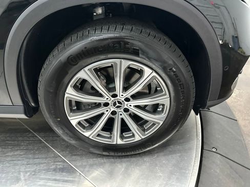 New 2026 Mercedes-Benz GLC 300 image 9