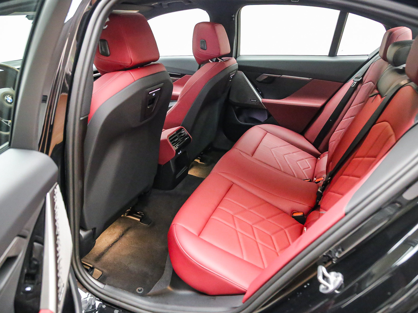 Used 2026 BMW 530i w/ M Sport Package RWD image 20