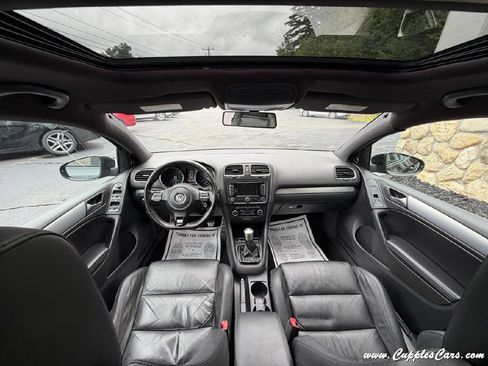 Used 2013 Volkswagen Golf R 4-Door AWD/4WD image 19